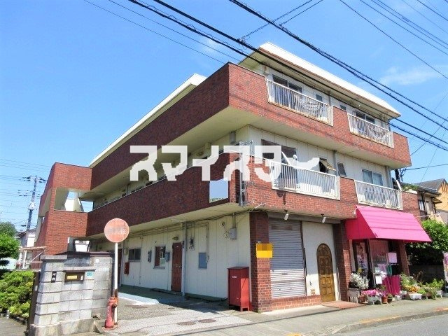 羽村市川崎１丁目の賃貸マンションの外観