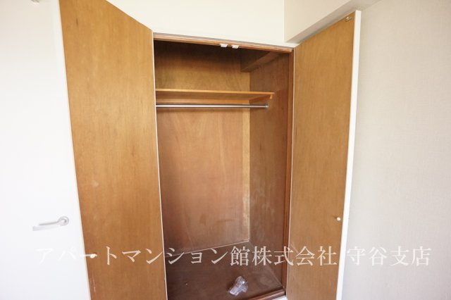 グランドフォレストA棟の収納