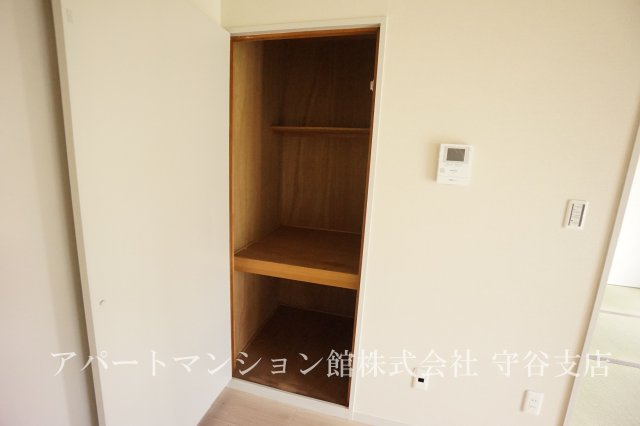 グランドフォレストA棟の収納