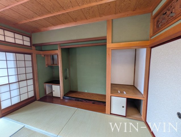 高師本郷町東上貸家の収納