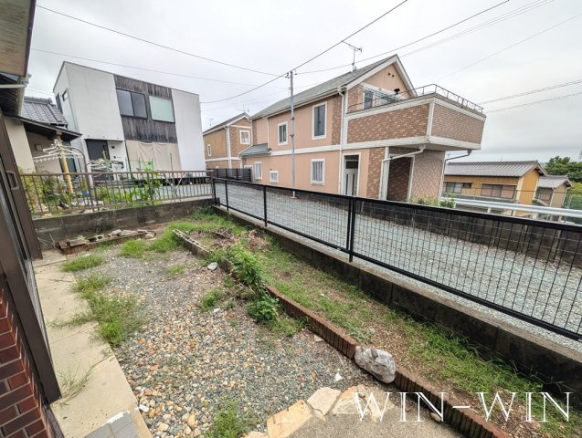 高師本郷町東上貸家のバルコニー