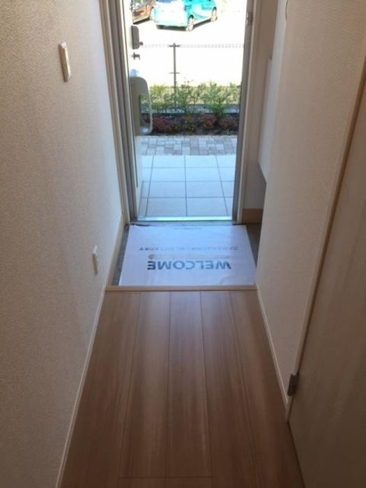 ラウレア福田　B棟　B棟の玄関