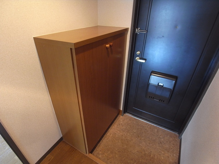 神戸市須磨区南落合１丁目の賃貸マンションの玄関