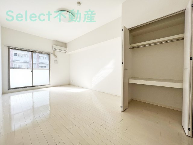 ヒルズ新栄2号館の居間・リビング