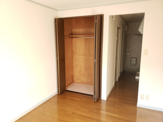 アプローズ奥戸壱番館の収納