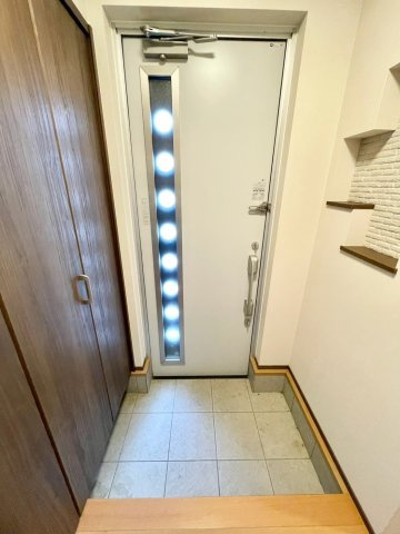 北原中古戸建（452-28）の玄関