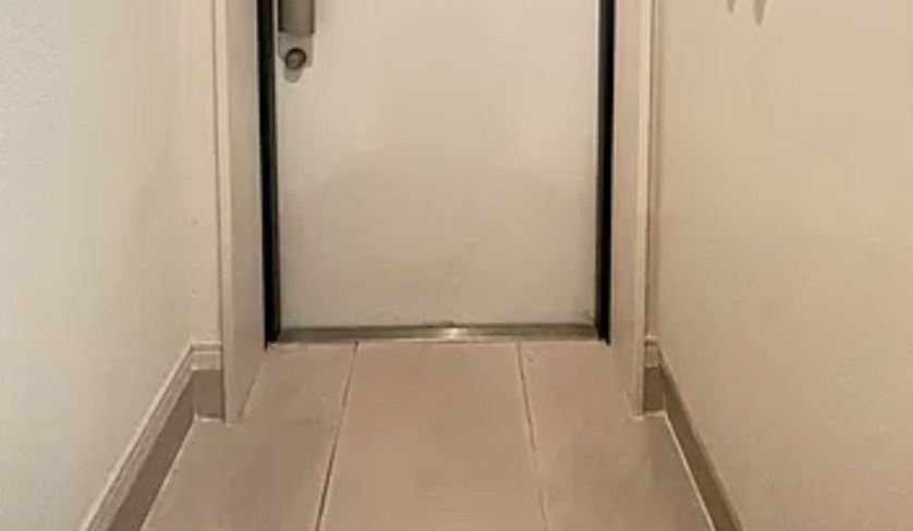 カーロ　ヴィッラ　西巣鴨の玄関