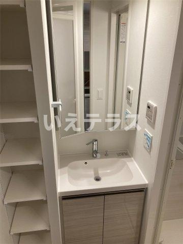 神戸元町Noahの洗面所