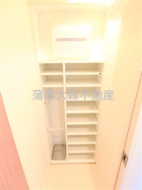 パークアクシス東蒲田の収納|玄関収納　シューズBOX 下駄箱