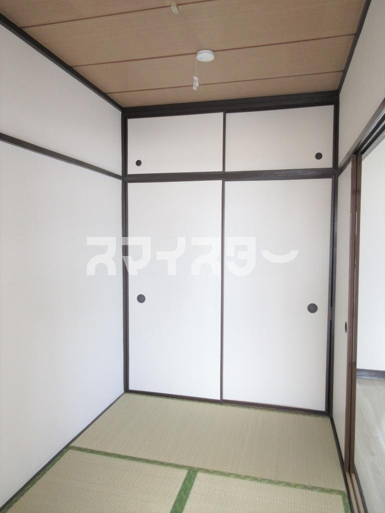 青梅市河辺町４丁目の賃貸マンションの収納