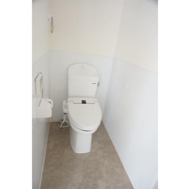 弦巻ＤＳハイムのトイレ|コンパクトで使いやすいトイレです