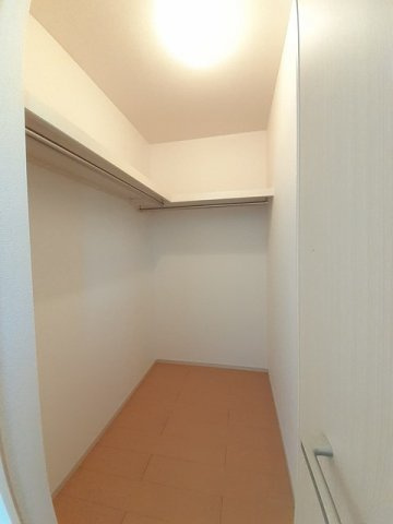 アート・ハウス　参番館の収納|専用の収納スペースです
