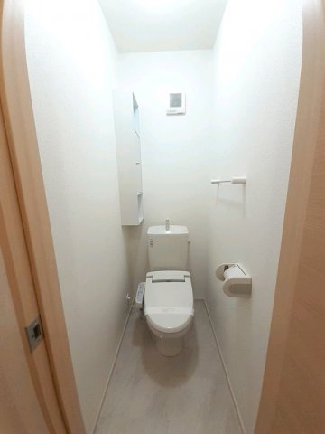 グランデ・フィオーレＡのトイレ|清潔感のあるトイレです