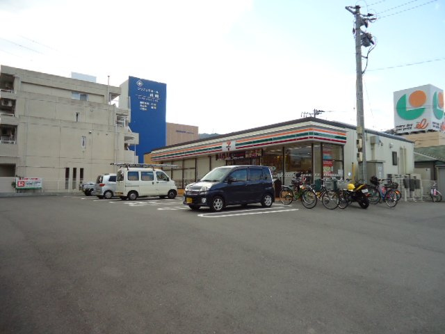 グラースヴィラの周辺|セブンイレブン広島山本1丁目店（コンビニ）まで372ｍ