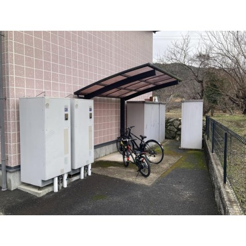 サニーヒルⅠのその他|駐輪場