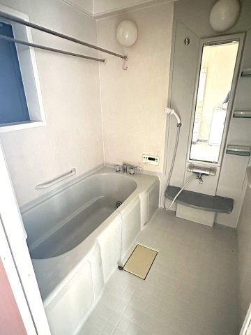 金生町下分　中古戸建の浴室|【風呂】西側 浴室
