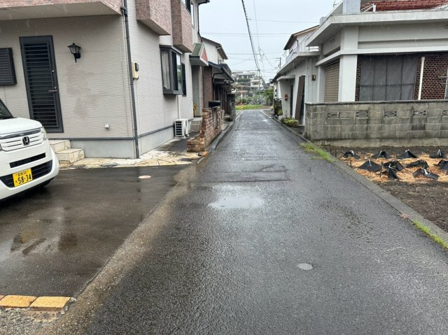 金生町下分　中古戸建の前面道路含む現地写真|【前面道路含む現地写真】
