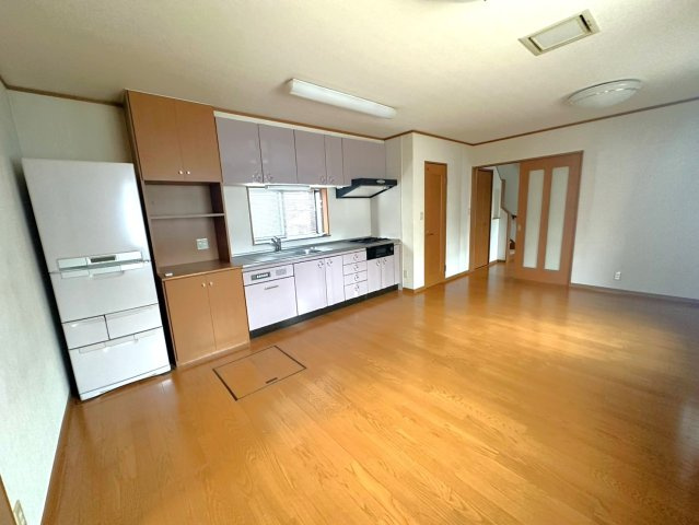 金生町下分　中古戸建の居間・リビング|【居間・リビング】