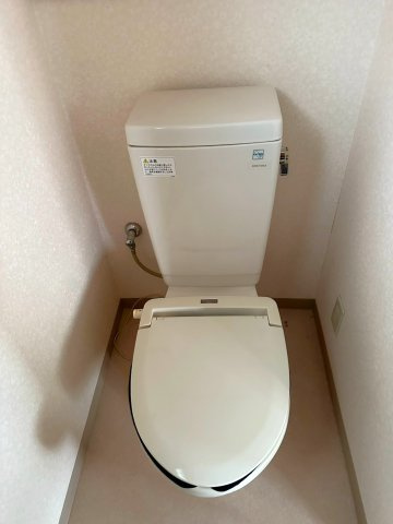 金生町下分　中古戸建のトイレ|【トイレ】西側