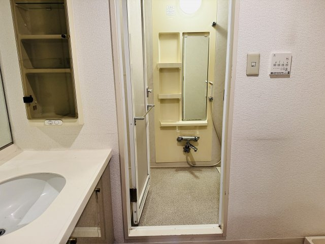 ファミール八王子並木町の脱衣所|～内装フルリノベ中の住戸　2026年10月下旬完工予定～