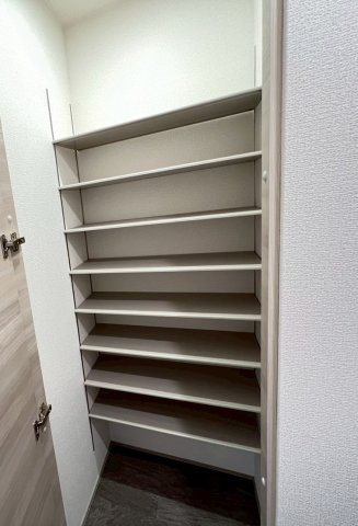 Dresidence古曽部町の収納