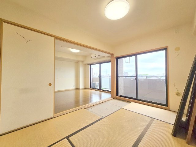 ライオンズマンション河辺東の和室|※リフォーム工事前写真