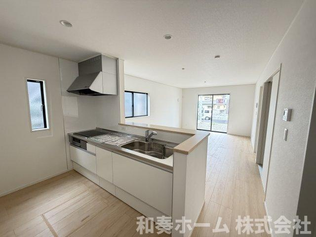 クレイドルガーデン愛住町東中富第1のキッチン