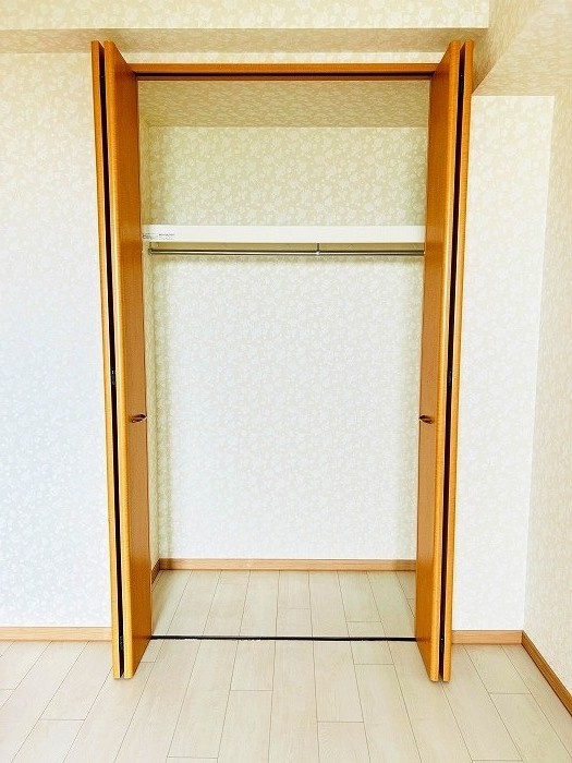 名古屋市港区小碓４丁目の中古マンションの収納|◇ロビー◇　