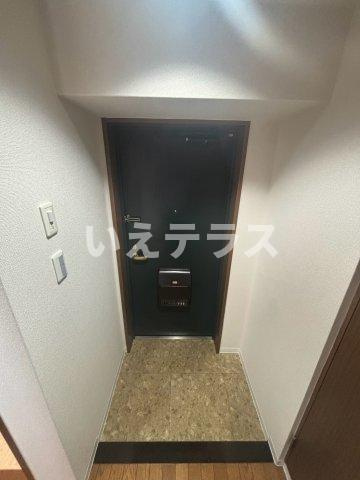 パルシオ三宮フラワーロードの玄関