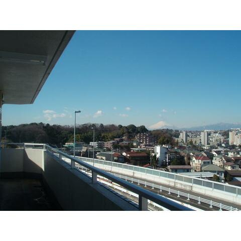 横浜市戸塚区上倉田町の賃貸マンションの展望