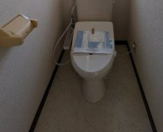 川崎市多摩区菅１丁目の賃貸マンションのトイレ
