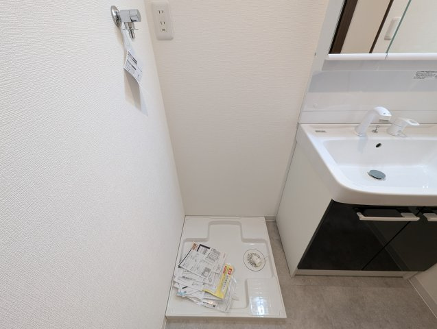豊中市螢池東町３丁目のハイツのその他