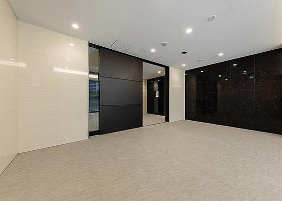 江東区東陽３丁目の賃貸マンションのロビー