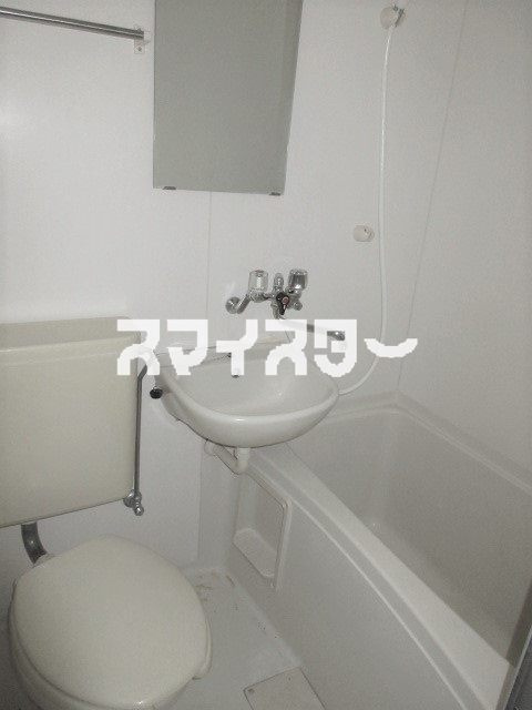 国立市西１丁目のアパートの浴室