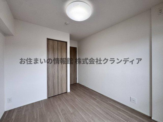 日商岩井西新井マンションの寝室|ドキドキの新生活も、安心してスタート。ぴったりの住まいを見つけませんか？クランディアが一緒に住まい選びをサポートします‼　まずは、お気軽にお問合せください　＃クランディア