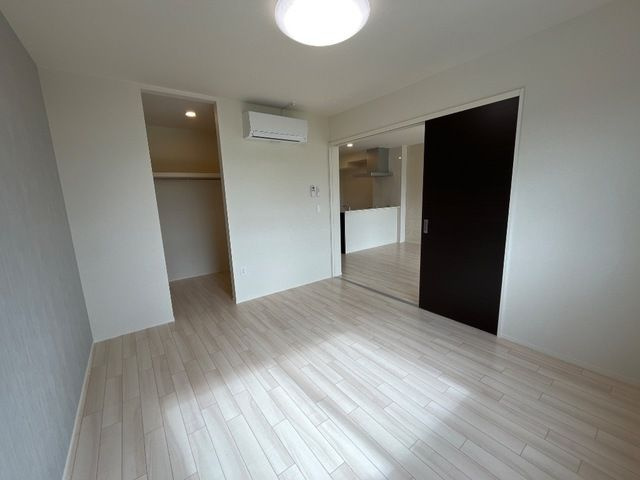 仮）ユニヴァリィⅡ今保の洋室