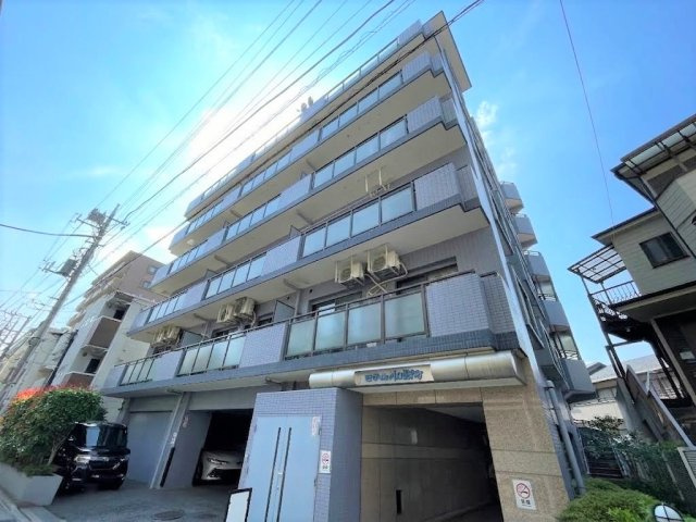 セザール川口並木町