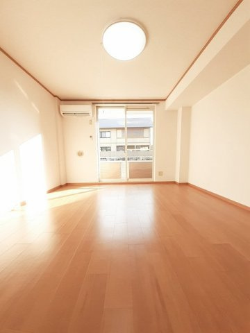 来夢１番館　Ｂの内装