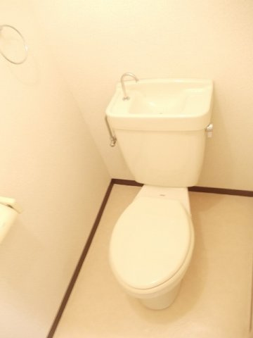 ハイツおおいしのトイレ