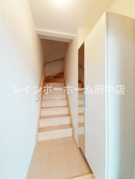 ヴィラ・立川の玄関