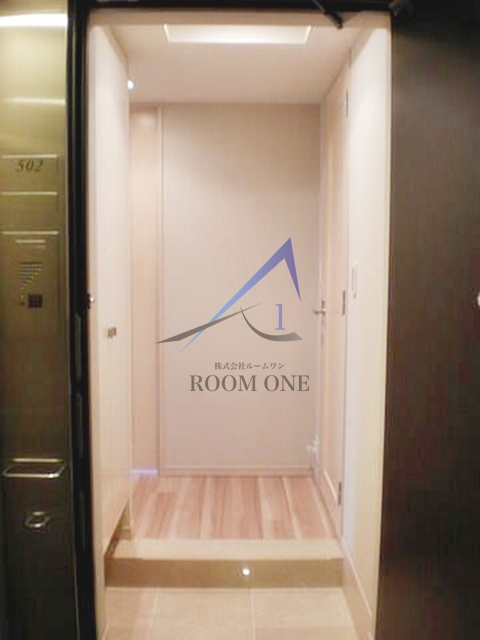シティタワー池袋ウエストゲートの玄関|玄関です。