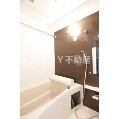 【浴室】 | ドゥーエ大鳥居ＥＡＳＴ | コンパクトで使いやすいお風呂です