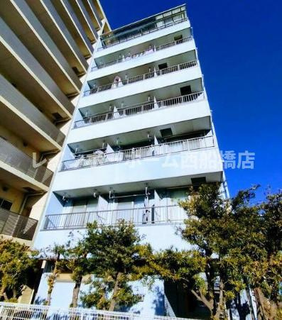 江戸川区篠崎町５丁目のアパートの外観