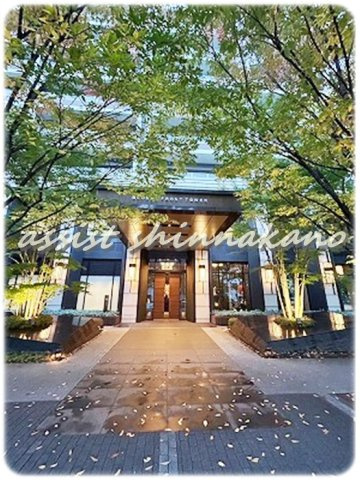 ＧＬＯＢＡＬ　ＦＲＯＮＴ　ＴＯＷＥＲのエントランス