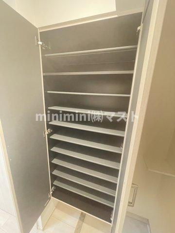 スプランディッド難波IIIの収納