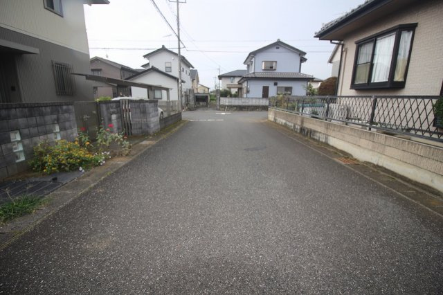 野木町友沼の前面道路含む現地写真|2026年10月撮影