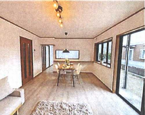 小田原市中町　中古戸建の居間・リビング