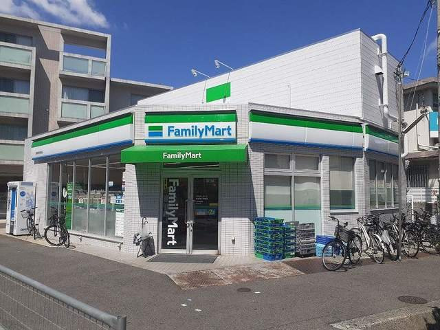 アクシス北青木の周辺|ファミリーマート青木駅前店様まで230m
