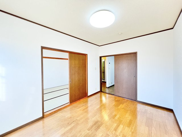 フォンテーヌDの洋室|※別部屋参考写真