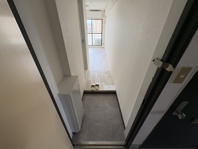 モナーク西明石の玄関